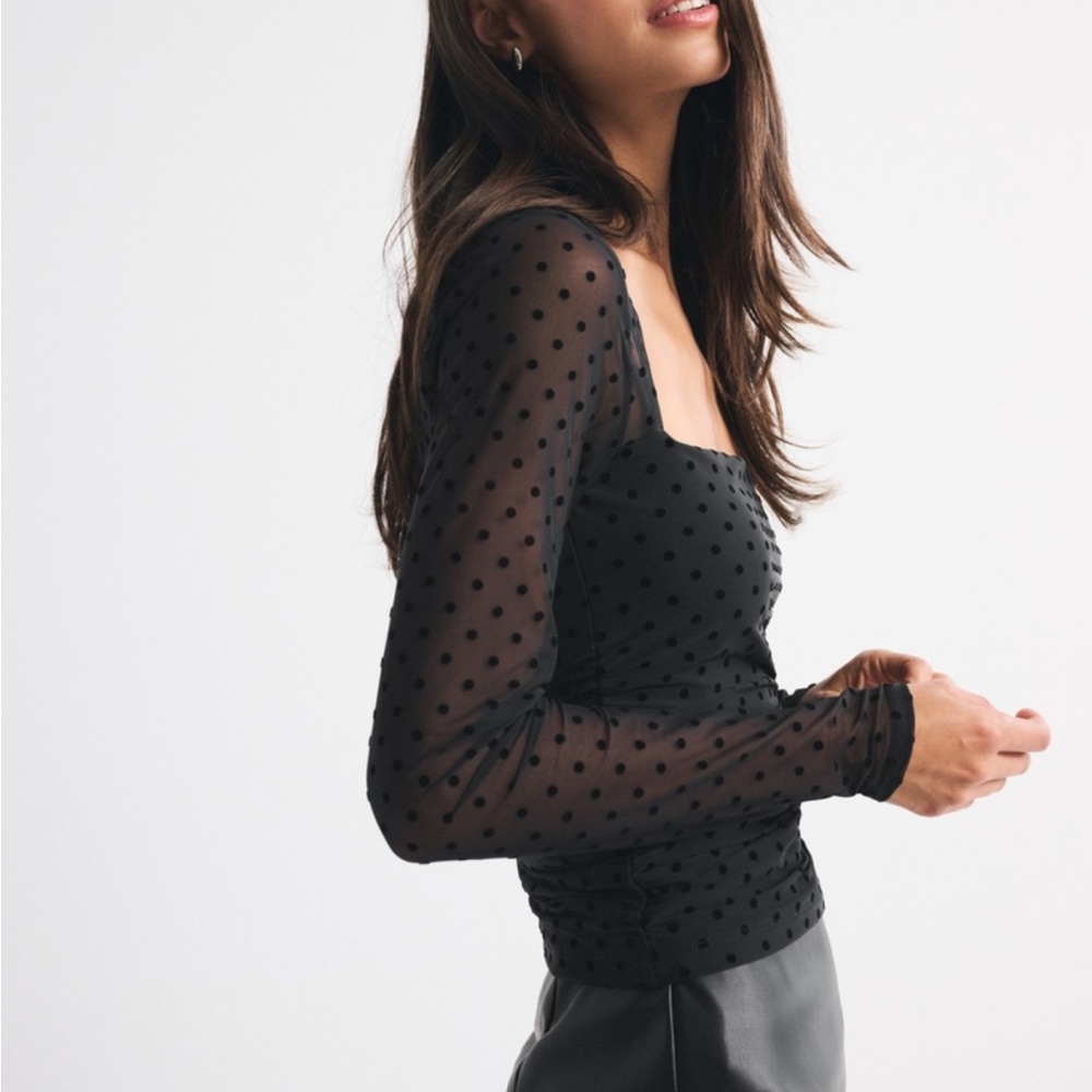 Abercrombie & Fitch Black Mesh Polka Dot Top - Picture 3 of 4